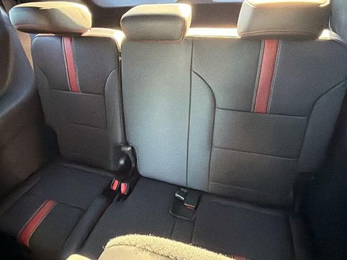 New 2027 Chevrolet Traverse RS FWD image 20