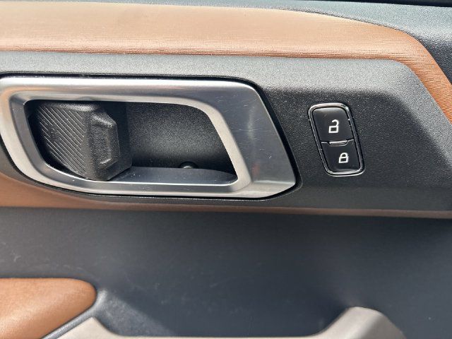 Certified 2023 Ford Bronco Outer Banks AWD/4WD image 13