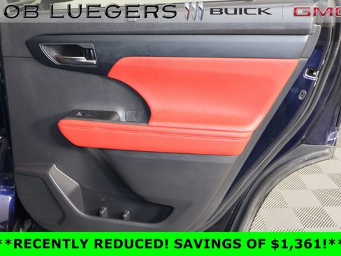 Used 2021 Toyota Highlander XSE AWD/4WD image 15