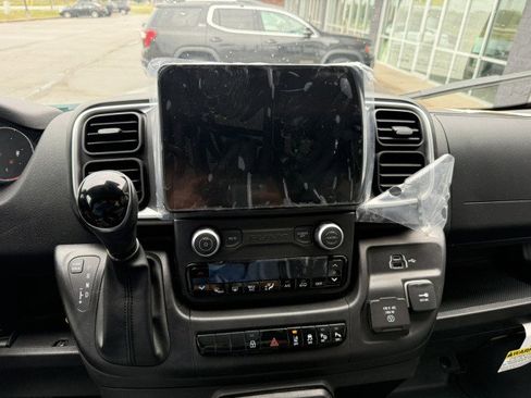 Used 2025 RAM ProMaster 3500 w/ Quick Order Package 22G SLT image 25