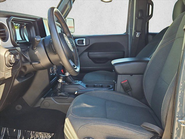 Used 2024 Jeep Wrangler Unlimited Sport AWD/4WD image 15