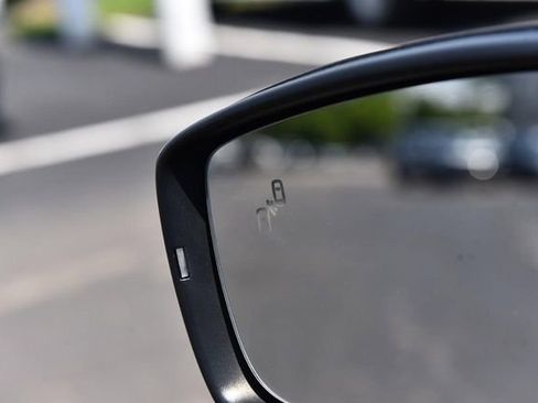 Used 2017 Volkswagen Jetta SE FWD image 11