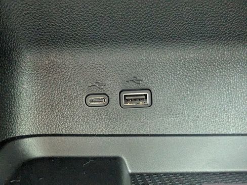 New 2026 Chevrolet Traverse LT image 25