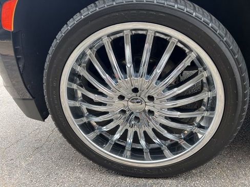 Used 2023 Chevrolet Suburban LS image 3