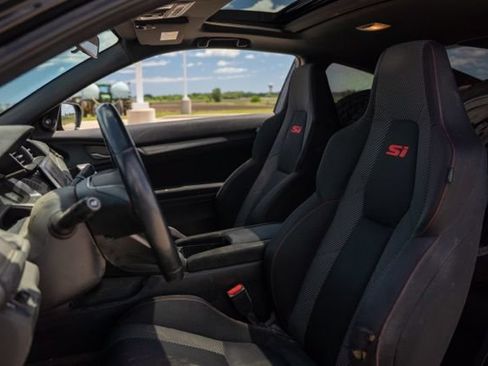 Used 2018 Honda Civic Si image 14