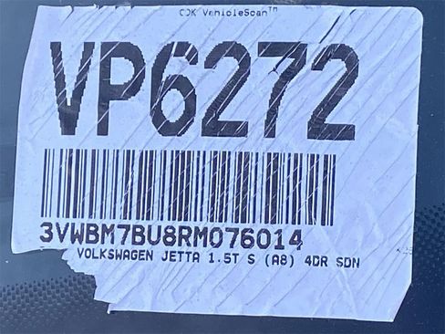 Certified 2024 Volkswagen Jetta Sport image 30