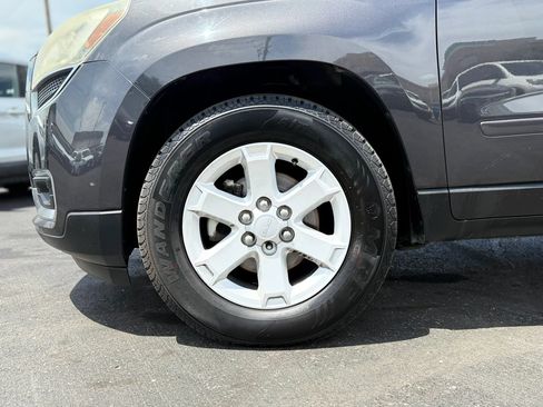 Used 2016 GMC Acadia SLE FWD image 35
