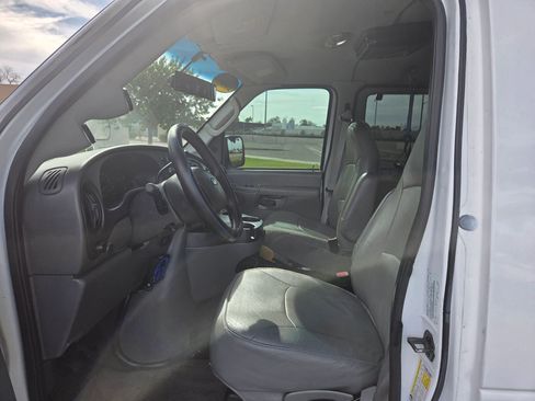 Used 2008 Ford E-350 and Econoline 350 XL image 5