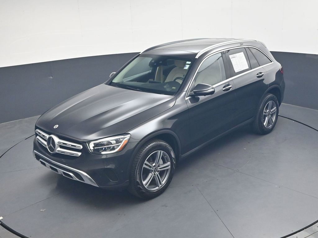 Used 2022 Mercedes-Benz GLC 300 4MATIC w/ Driver Assistance Package image 38