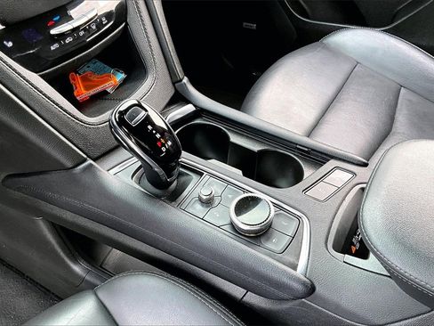 Used 2023 Cadillac XT5 Premium Luxury image 15