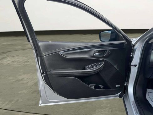 Used 2018 Chevrolet Impala Premier image 7