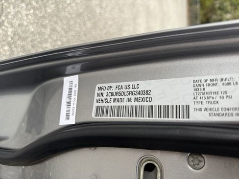 Used 2024 RAM 2500 Big Horn image 30