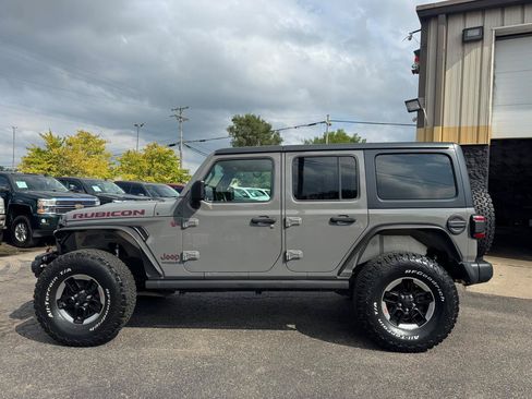 Used 2018 Jeep Wrangler Unlimited Rubicon AWD/4WD image 2