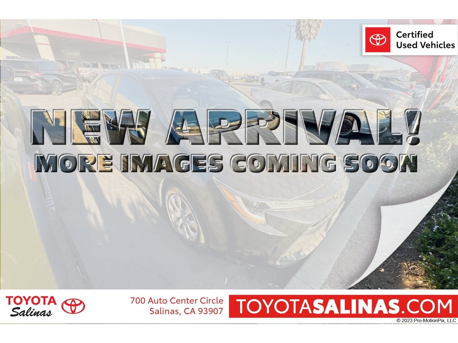 Used 2025 Toyota Corolla LE FWD image 1