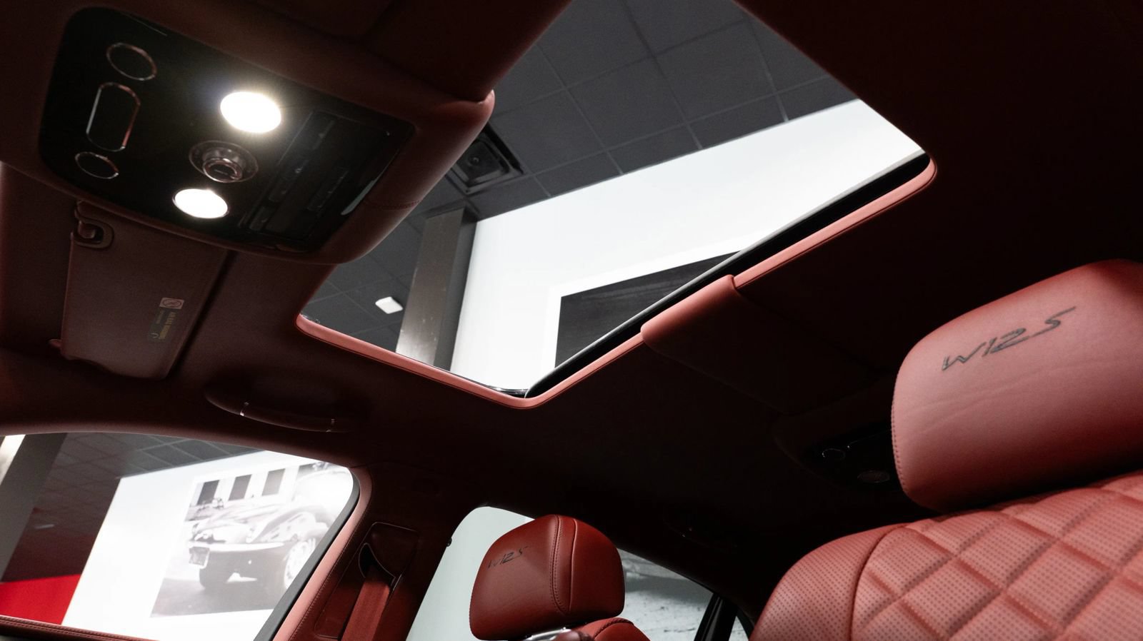 Used 2018 Bentley Flying Spur S W12 AWD/4WD image 23