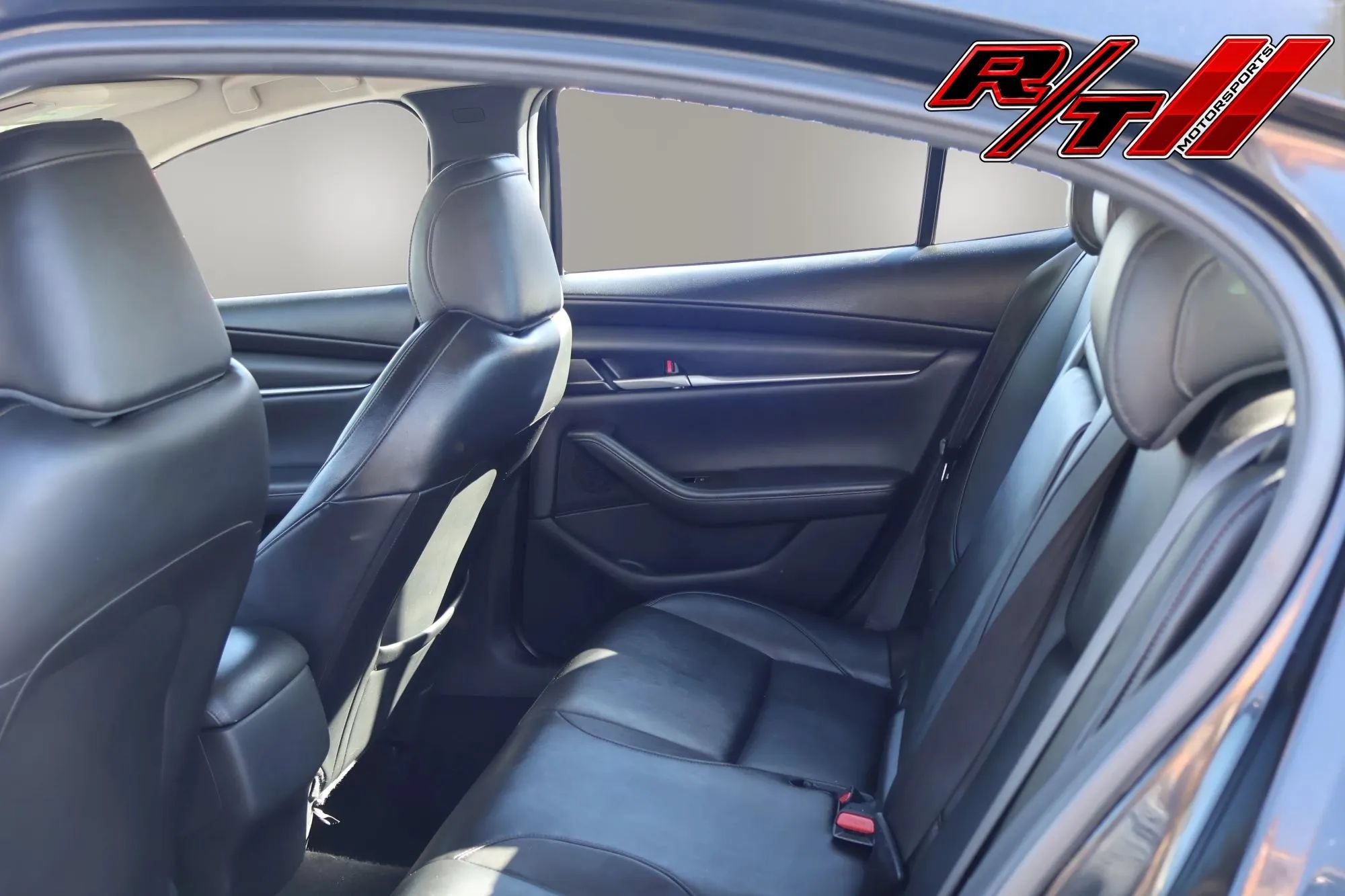 Used 2021 MAZDA MAZDA3 s FWD image 23