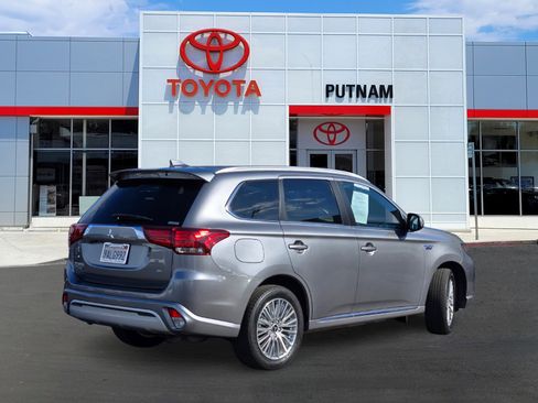 Used 2022 Mitsubishi Outlander SEL image 4