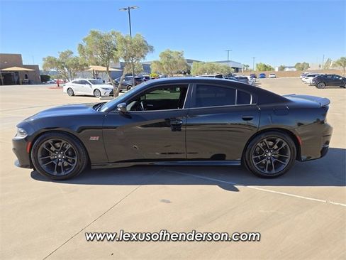 Used 2020 Dodge Charger Scat Pack image 3