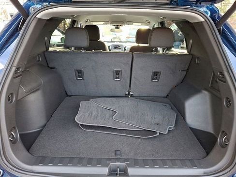 Used 2023 Chevrolet Equinox LT image 38