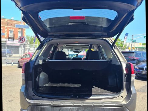 Used 2019 Subaru Forester Limited image 39