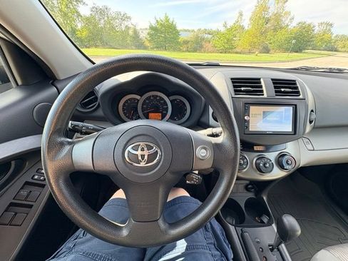 Used 2011 Toyota RAV4 4WD w/ Base L4 Extra Value Pkg image 13