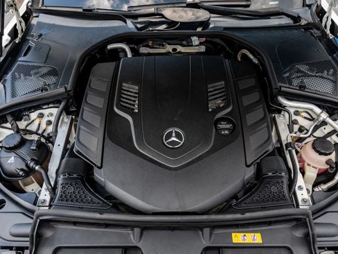Used 2022 Mercedes-Benz S 580 4MATIC Sedan w/ Warmth & Comfort Package image 35