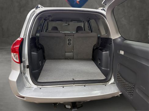 Used 2006 Toyota RAV4 Limited FWD image 10