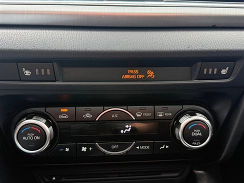 Used 2014 MAZDA MAZDA3 s Grand Touring FWD image 18