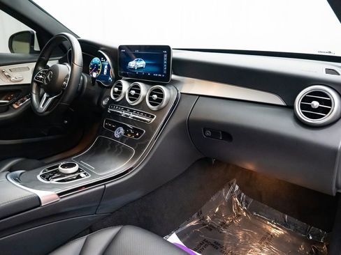 Used 2021 Mercedes-Benz C 300 Sedan image 29