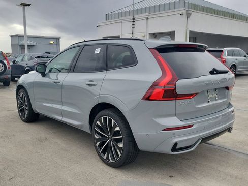 New 2026 Volvo XC60 B5 Ultra w/ Climate Package AWD/4WD image 3
