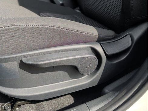 New 2026 Kia Sportage LX image 22