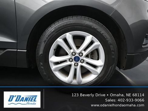 Used 2019 Ford Edge SEL w/ Equipment Group 201A AWD/4WD image 42