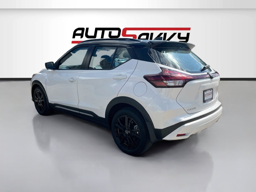 Used 2024 Nissan Kicks SR w/ SR Premium Package FWD image 5