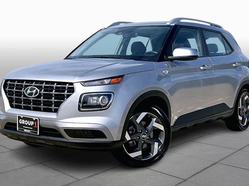 Certified 2025 Hyundai Venue SEL image 1