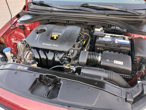 Used 2018 Hyundai Elantra SEL FWD image 17