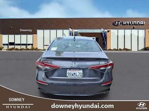 Used 2025 Honda Civic Sport image 5