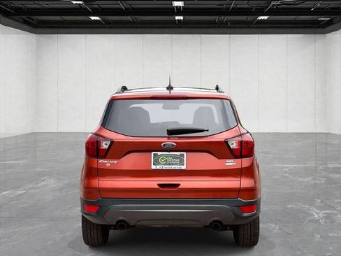 Used 2019 Ford Escape SEL AWD/4WD image 6