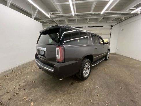 Used 2016 GMC Yukon XL Denali w/ Enhanced Security Package image 6