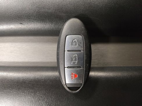 Used 2019 Nissan Murano S image 32