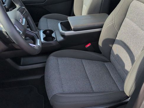 Used 2025 GMC Terrain Elevation image 21