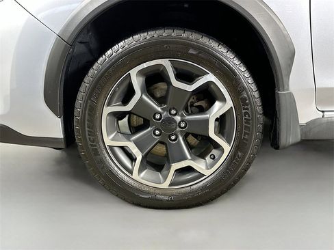 Used 2014 Subaru Crosstrek 2.0i Limited w/ Popular Package #2 image 9