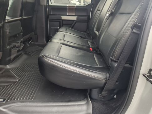 Used 2017 Ford F150 Lariat image 30