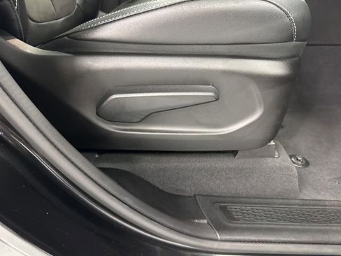 Used 2023 Jeep Grand Cherokee Altitude image 25