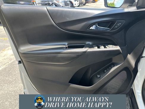 Used 2019 Chevrolet Equinox Premier FWD image 10