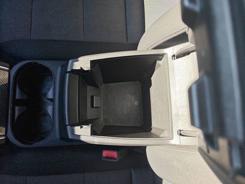 Used 2024 Chevrolet Colorado Trail Boss w/ Technology Package image 25