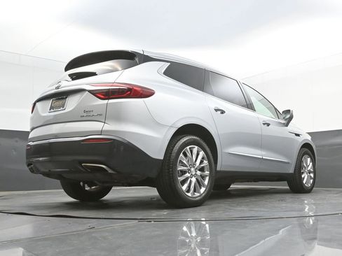Used 2019 Buick Enclave Essence FWD image 41