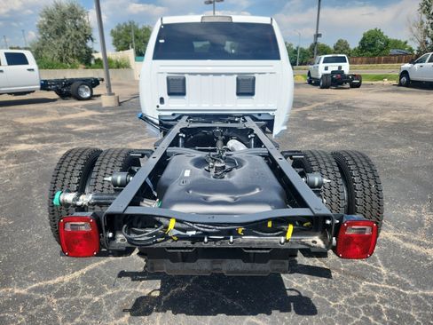 New 2025 RAM 5500 Tradesman image 34