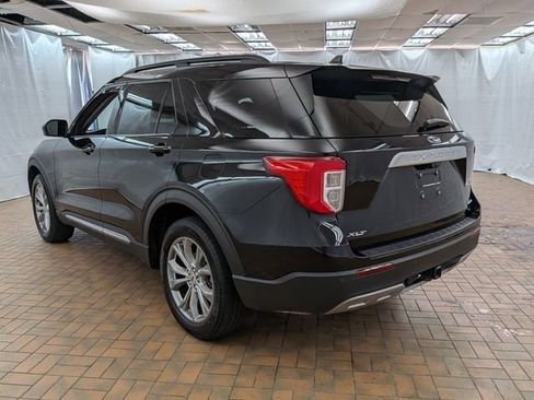 Certified 2023 Ford Explorer XLT w/ Equipment Group 202A AWD/4WD image 5
