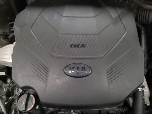 Used 2020 Kia Sorento FWD V6 image 30