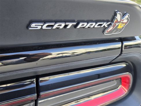 Used 2022 Dodge Challenger R/T Scat Pack w/ Plus Package image 15